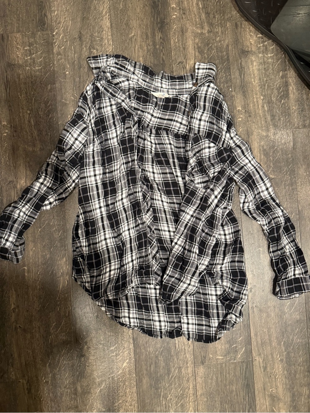 Terra & Sky Black and White Plaid Button-Down Shirt